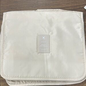 Cream Travel Organizer Bag